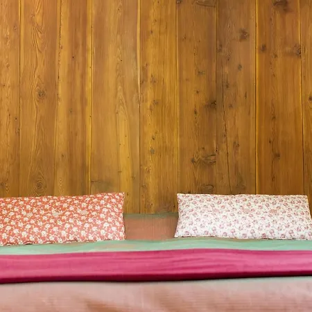 Au Jardin Fleuri - *